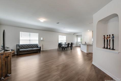 9811 Kalm Brome San Antonio TX 78254