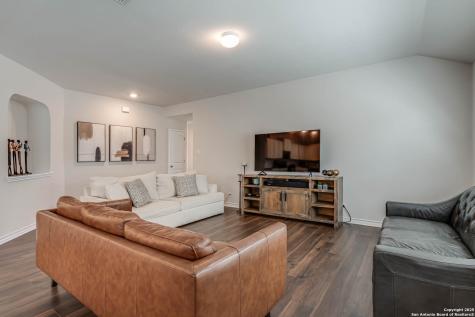 9811 Kalm Brome San Antonio TX 78254