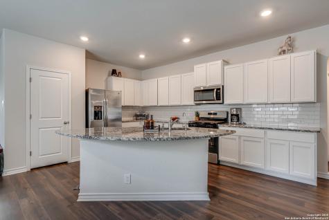 9811 Kalm Brome San Antonio TX 78254