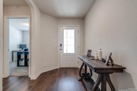 9811 Kalm Brome San Antonio TX 78254