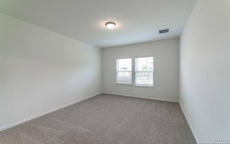 1236 Sweden Seguin TX 78155
