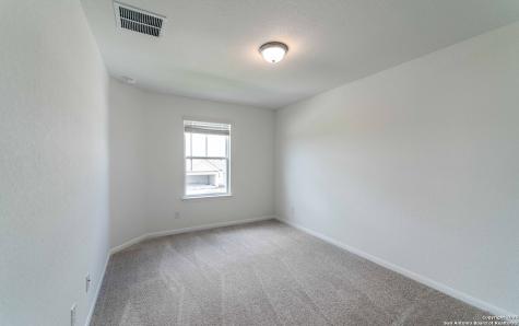1236 Sweden Seguin TX 78155