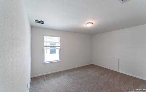 1236 Sweden Seguin TX 78155