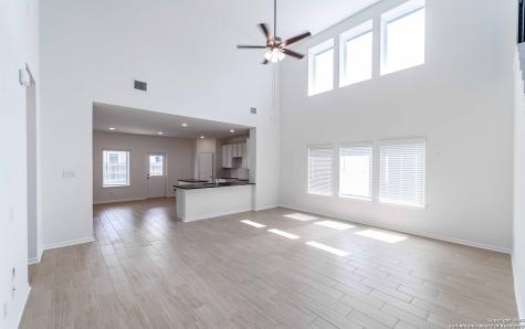1236 Sweden Seguin TX 78155