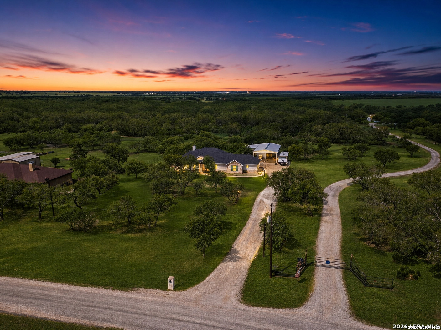 209 Gentle Breeze Floresville TX 78114