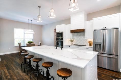 209 Gentle Breeze Floresville TX 78114
