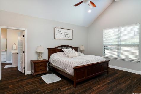 209 Gentle Breeze Floresville TX 78114