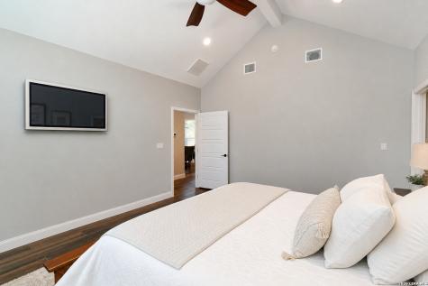 209 Gentle Breeze Floresville TX 78114