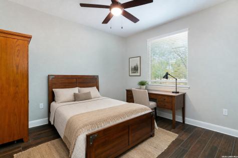 209 Gentle Breeze Floresville TX 78114
