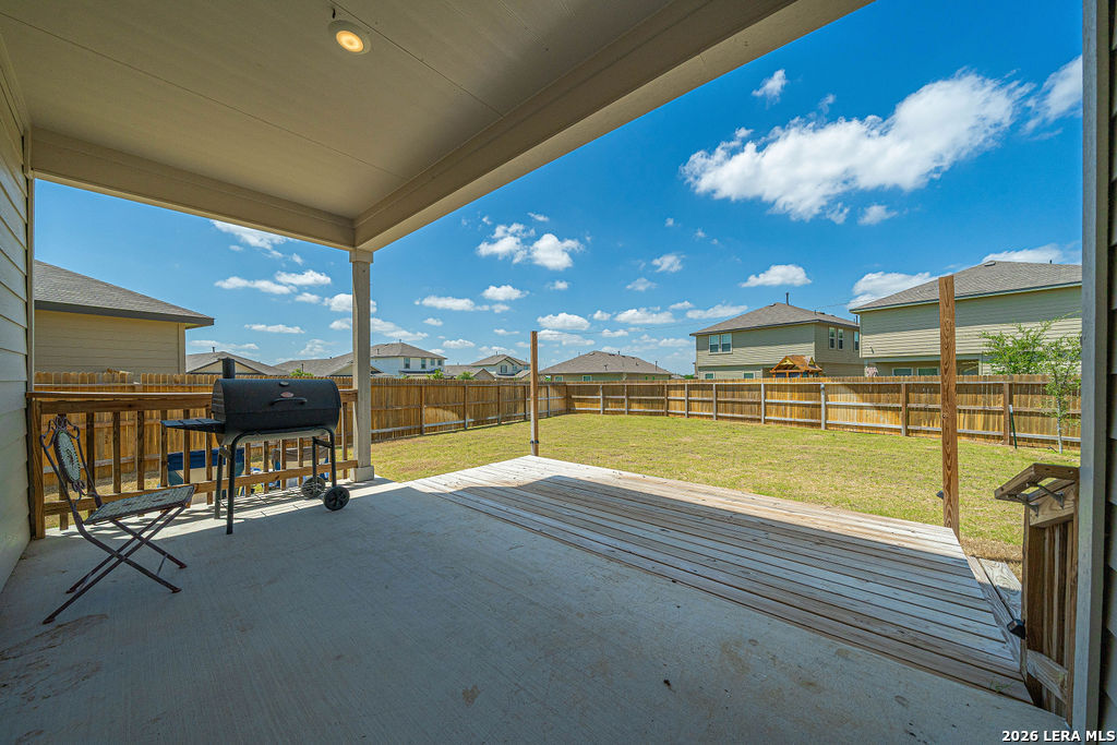 105 Chipping Alley Floresville TX 78114