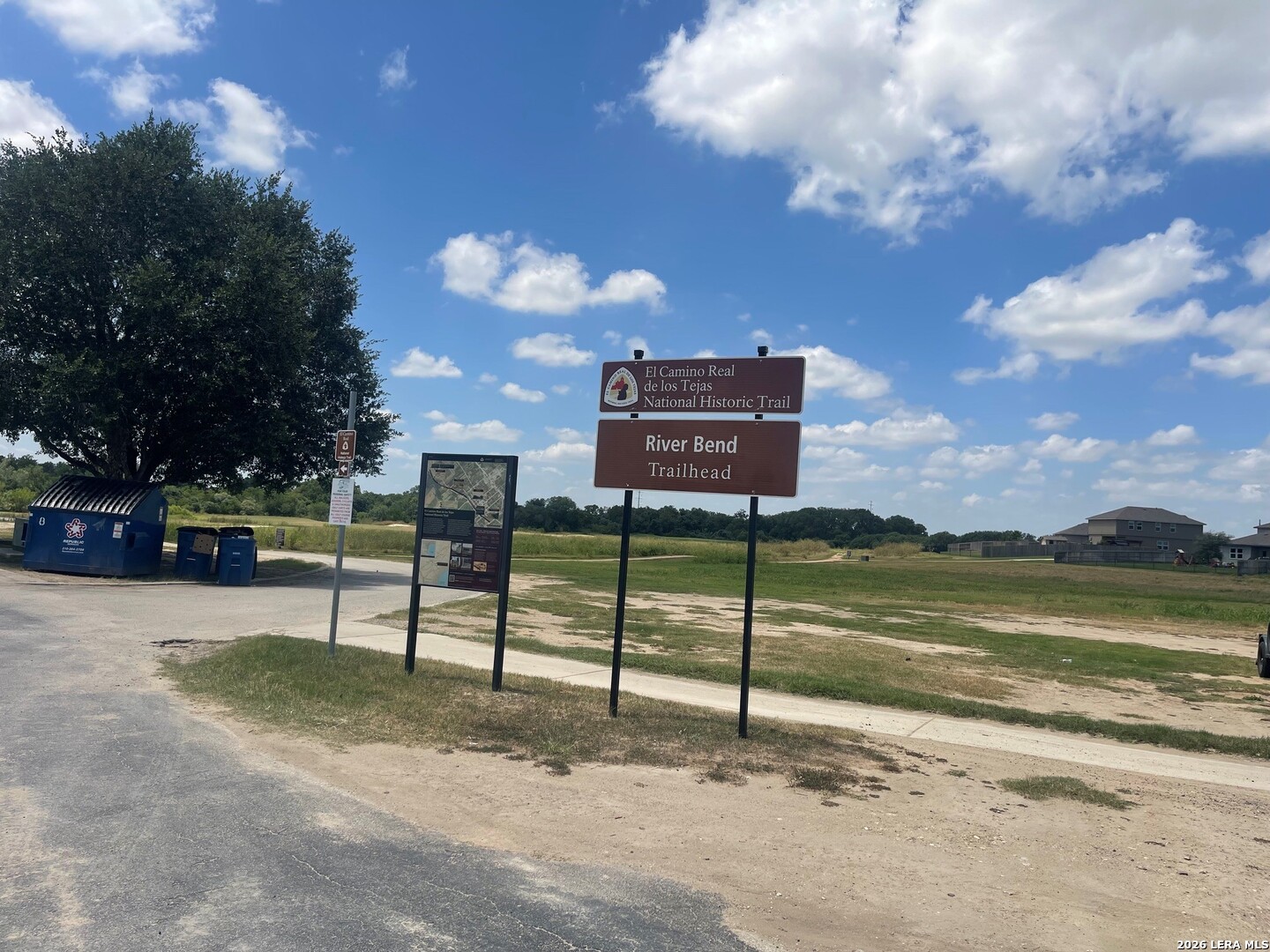 105 Chipping Alley Floresville TX 78114