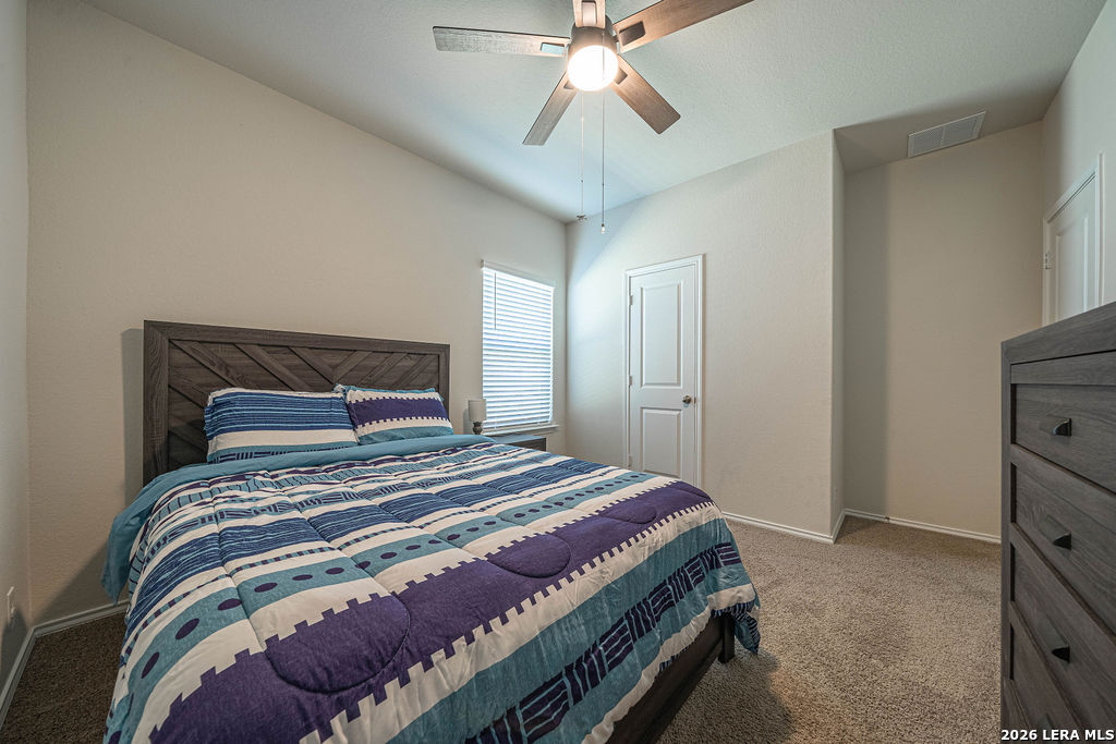 105 Chipping Alley Floresville TX 78114
