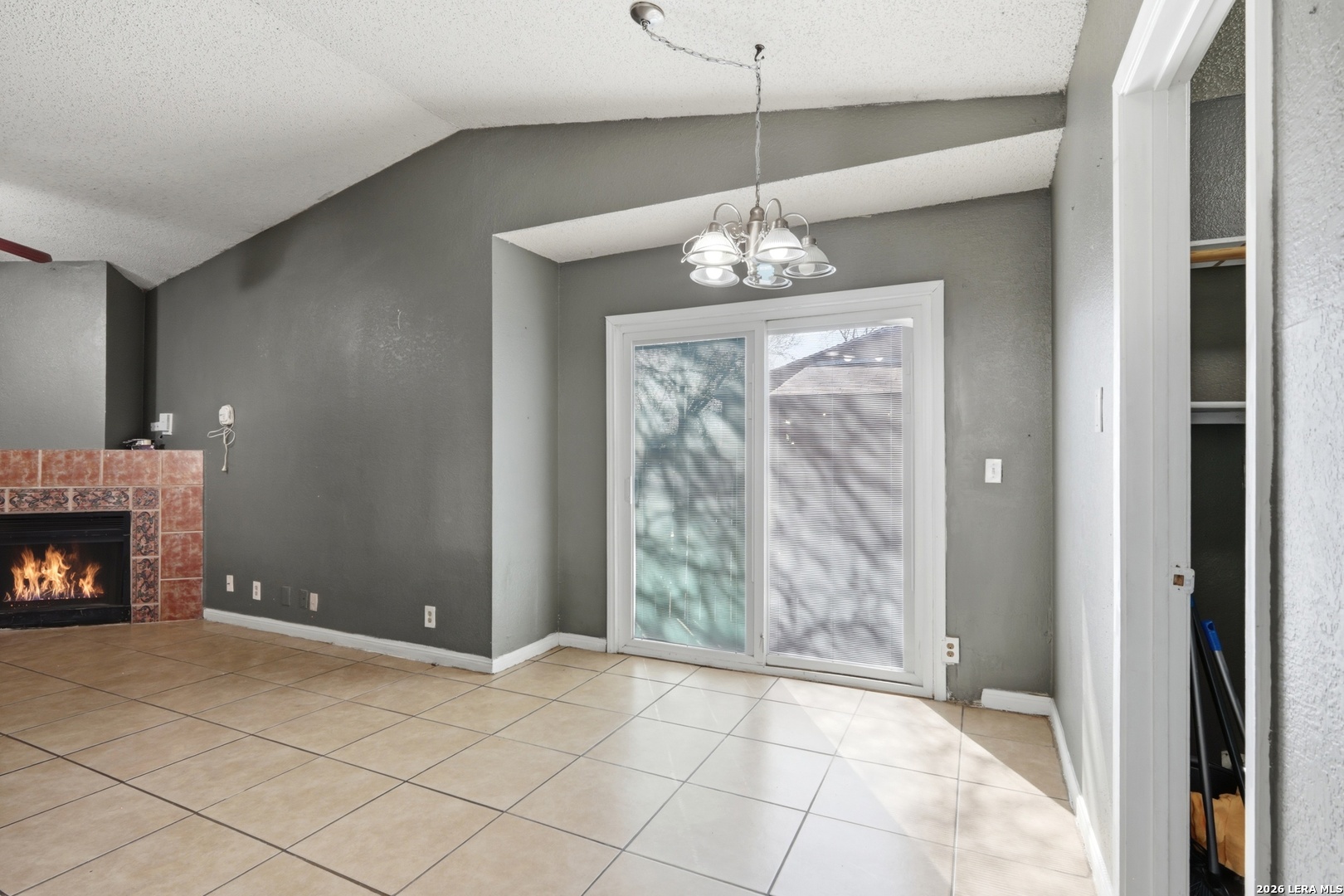 6086 Glacier Sun San Antonio TX 78244