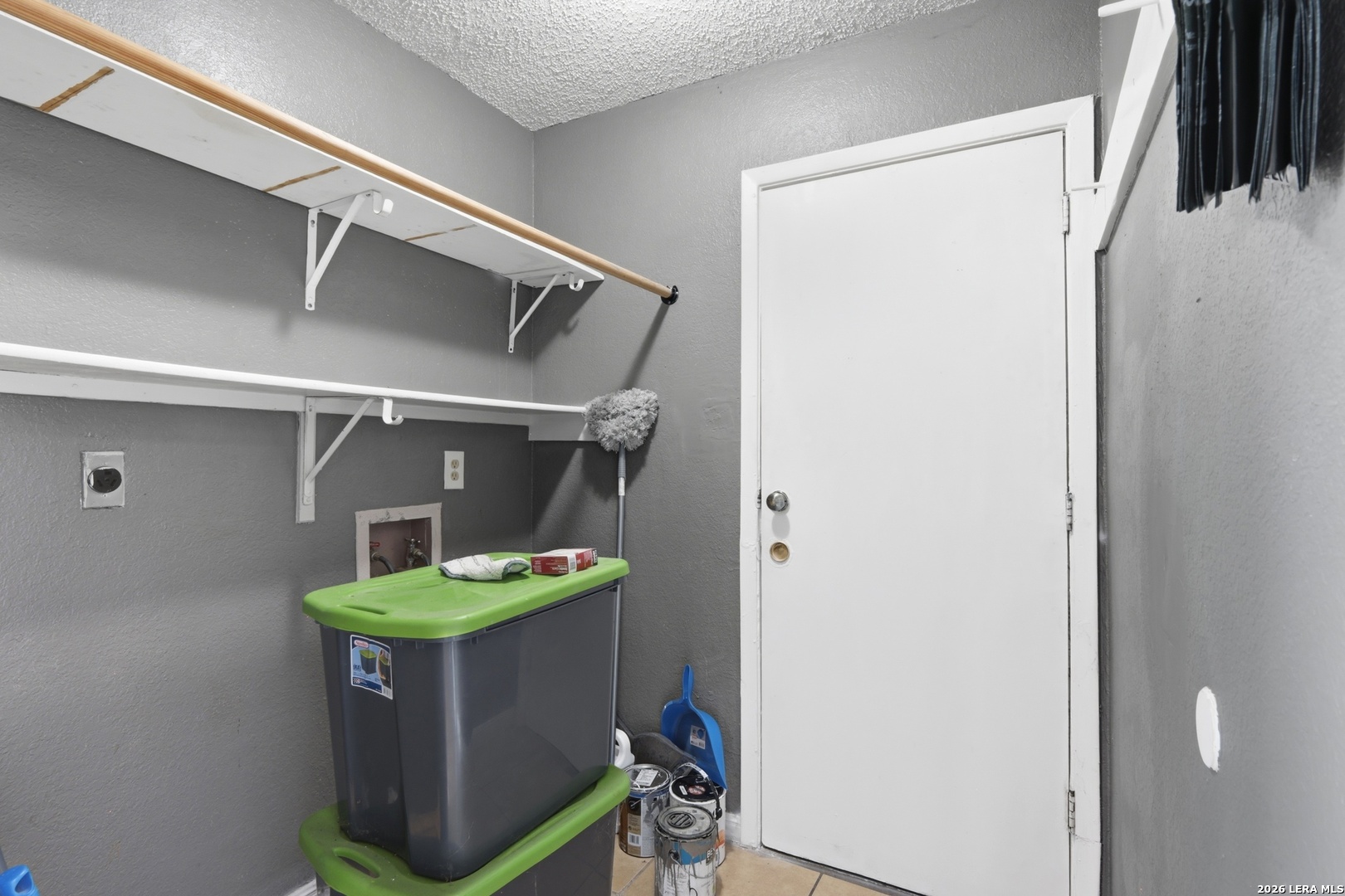 6086 Glacier Sun San Antonio TX 78244