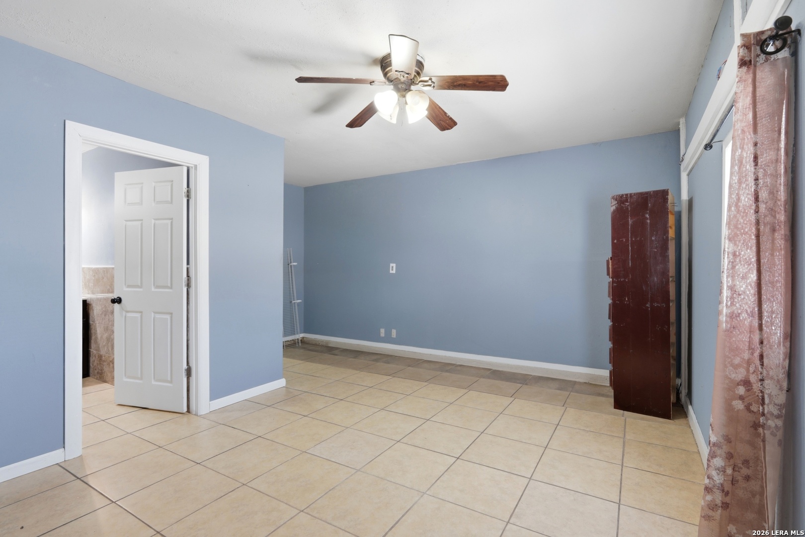 6086 Glacier Sun San Antonio TX 78244