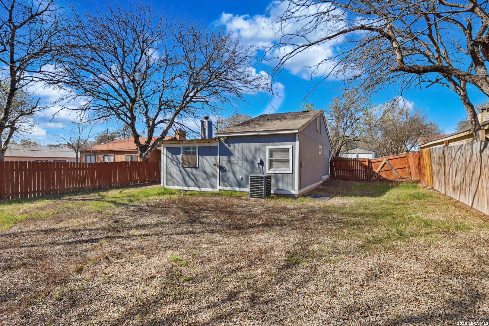 6086 Glacier Sun San Antonio TX 78244