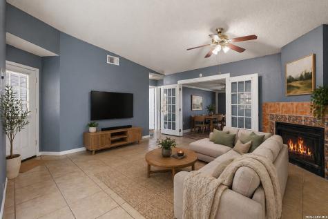 6086 Glacier Sun San Antonio TX 78244