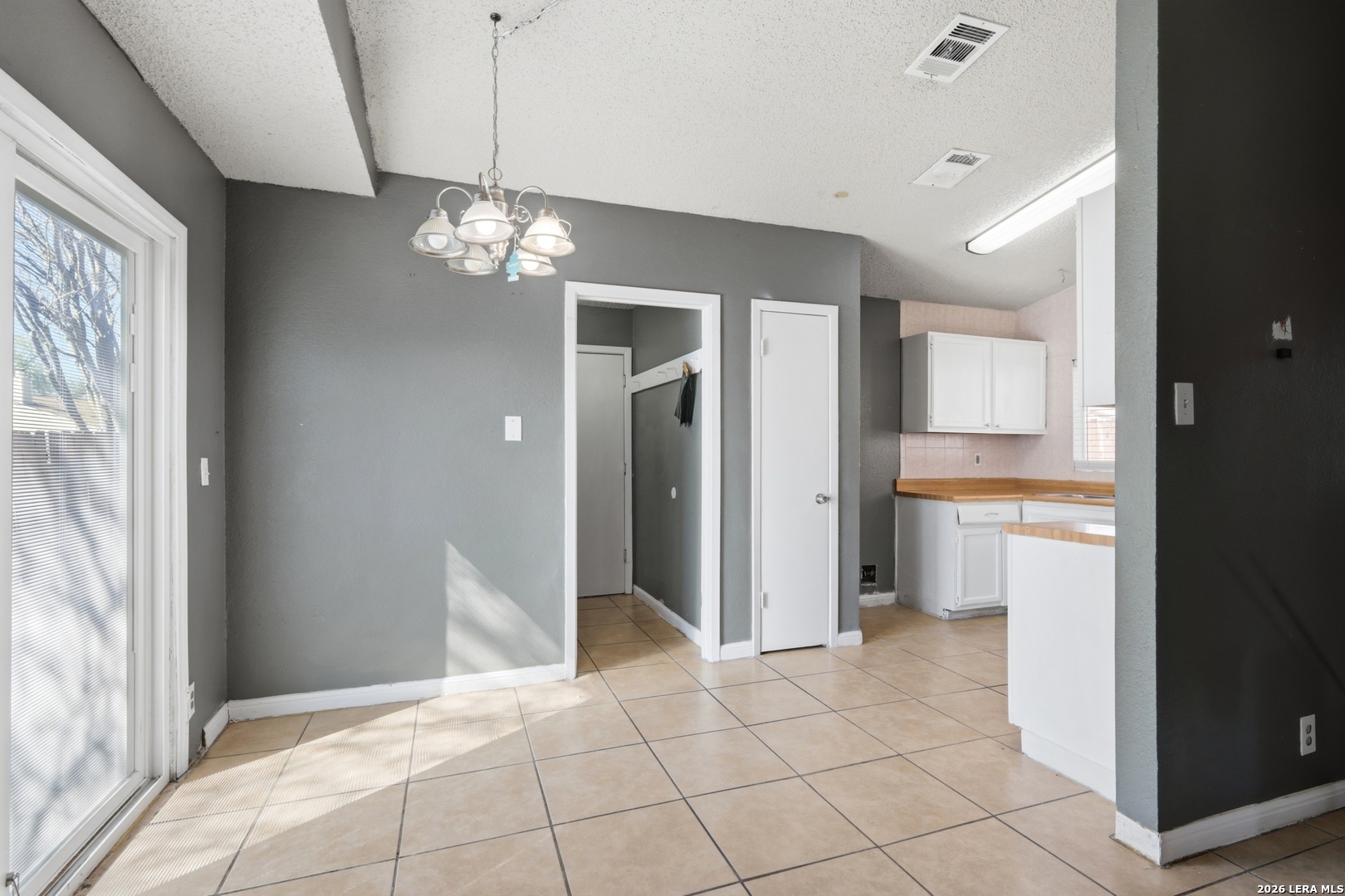 6086 Glacier Sun San Antonio TX 78244