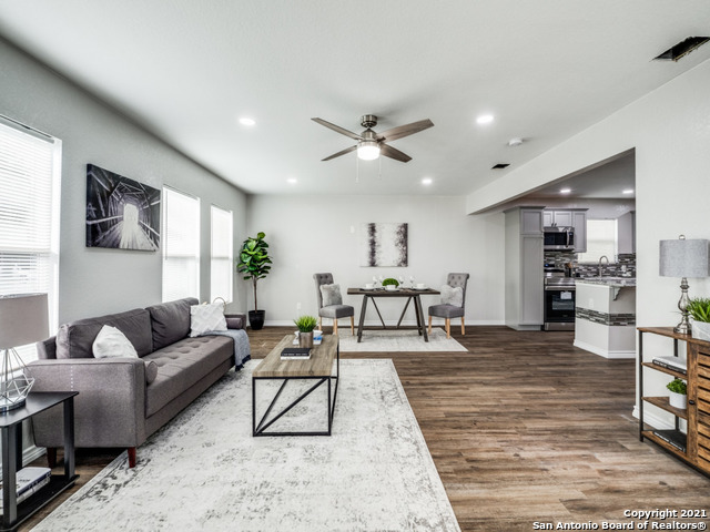 1319 Stonewall Street San Antonio TX 78211