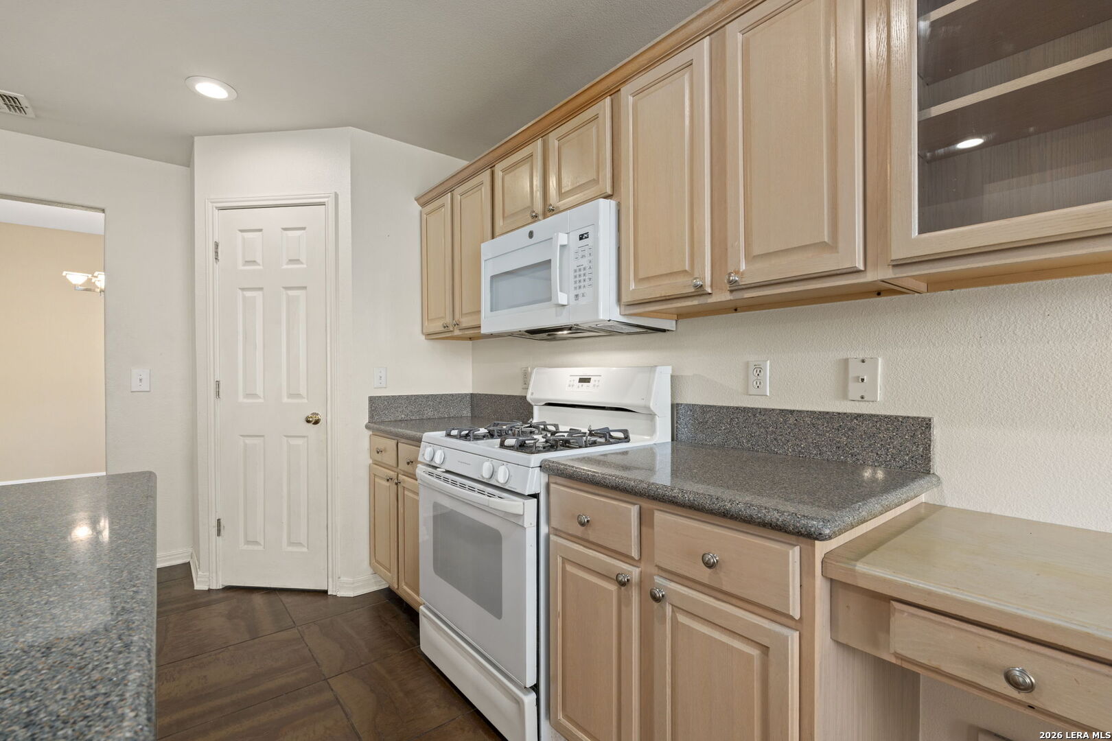 2207 Encino Dew San Antonio TX 78259