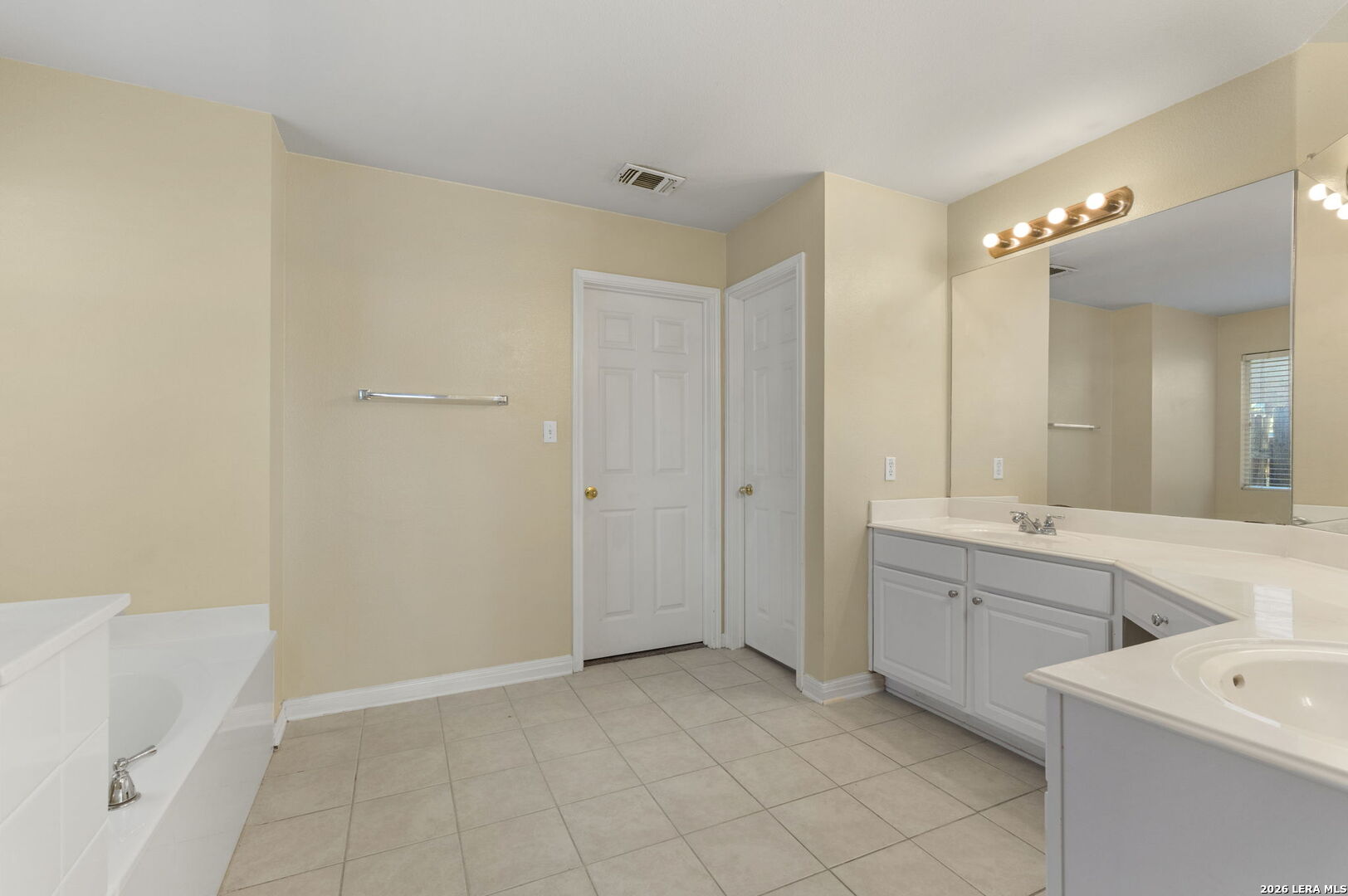 2207 Encino Dew San Antonio TX 78259