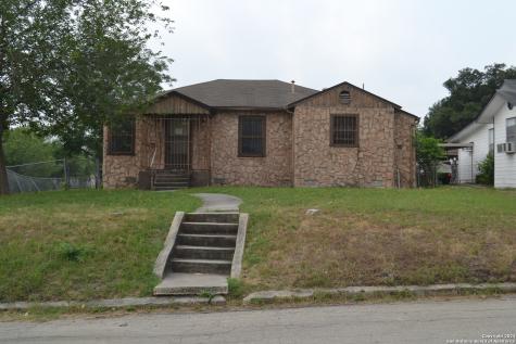 2702 W Craig Place San Antonio TX 78228
