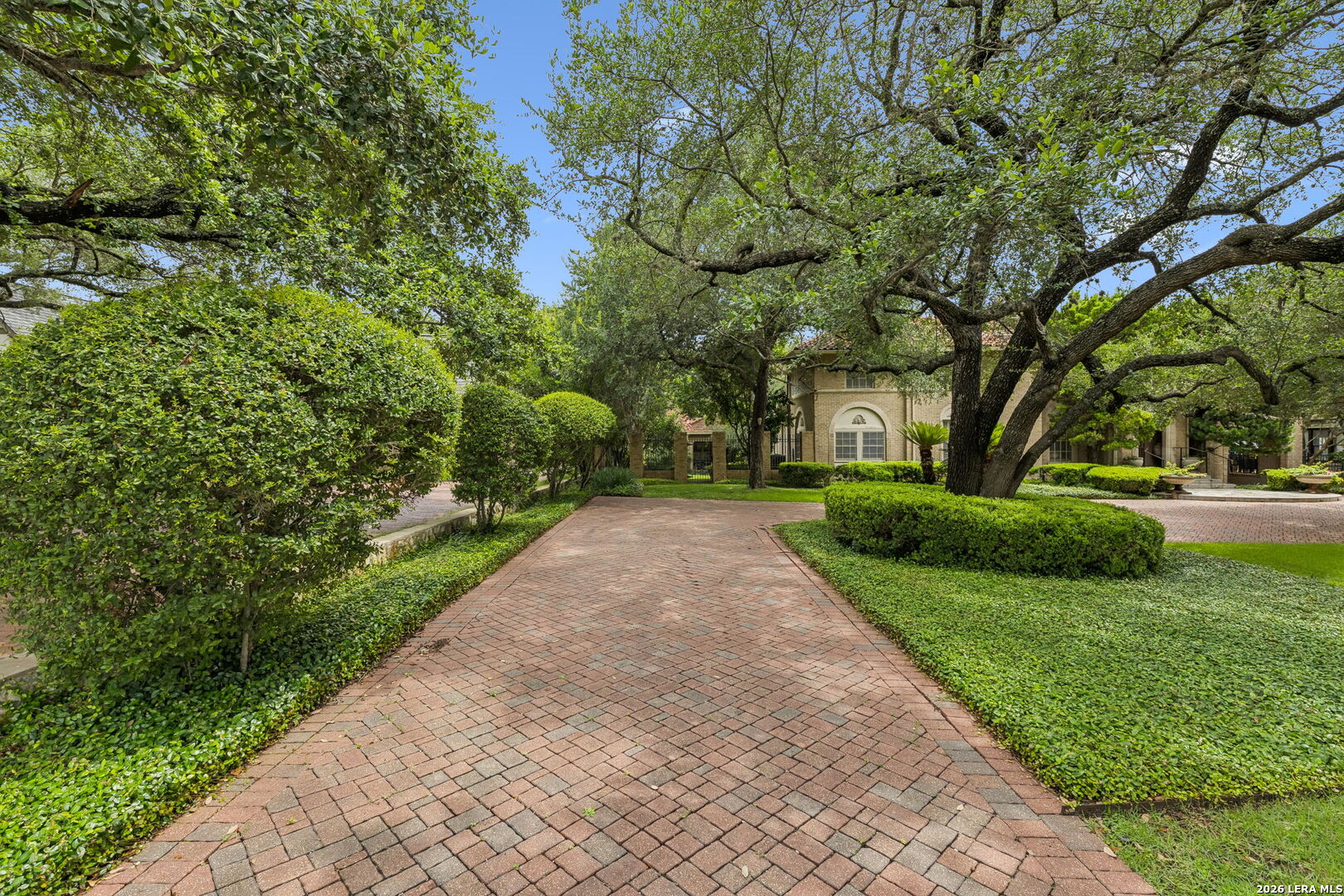 110 Geneseo Road Terrell Hills TX 78209