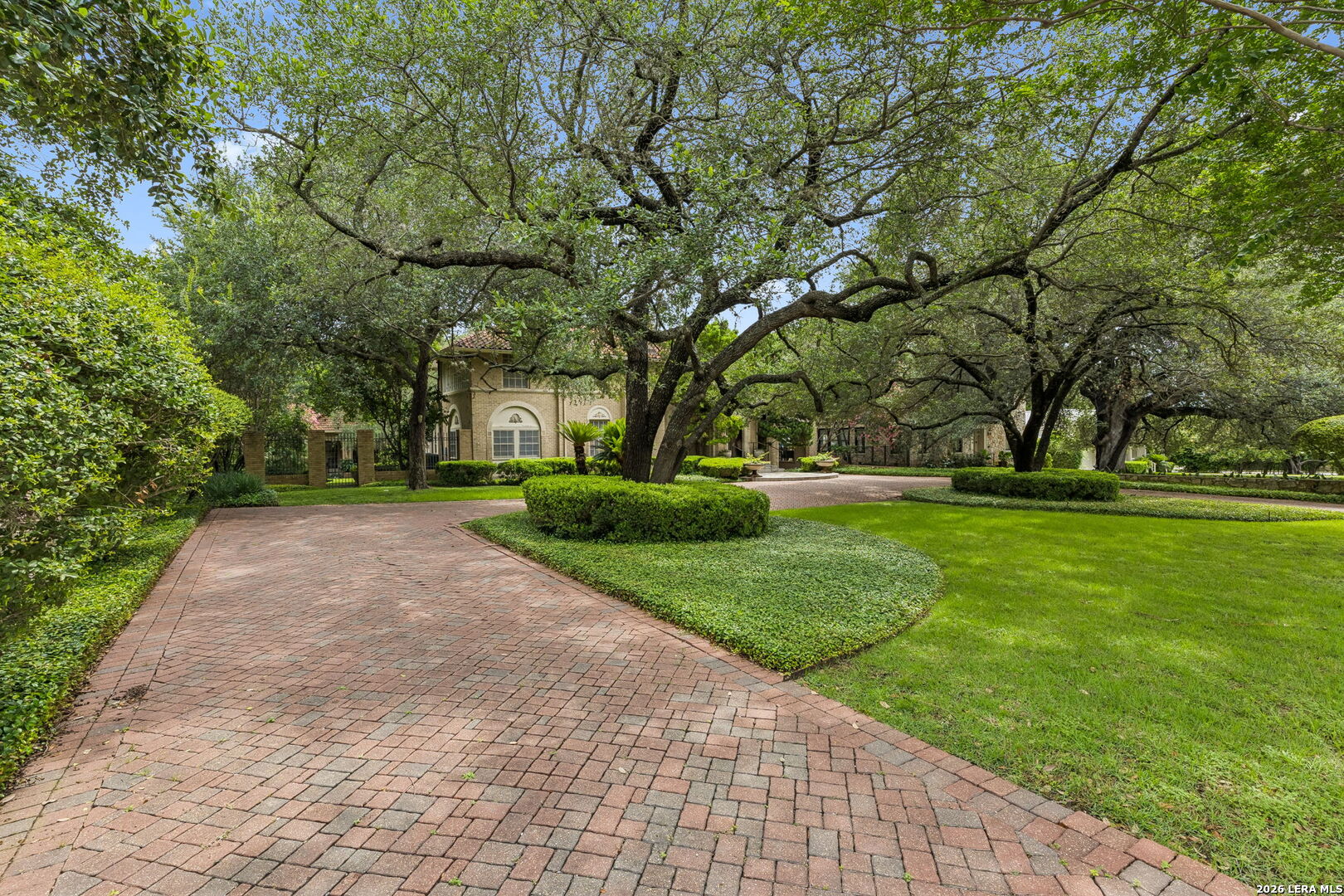 110 Geneseo Road Terrell Hills TX 78209
