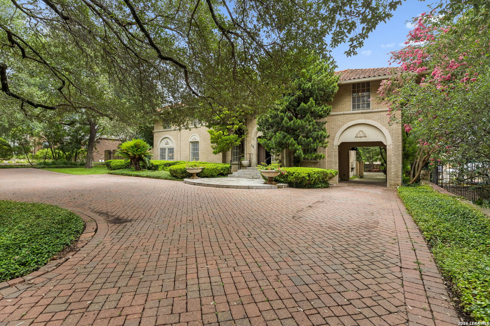 110 Geneseo Road Terrell Hills TX 78209