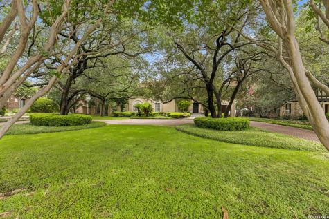 110 Geneseo Road Terrell Hills TX 78209