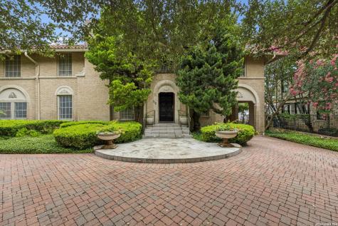 110 Geneseo Road Terrell Hills TX 78209