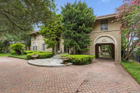 110 Geneseo Road Terrell Hills TX 78209