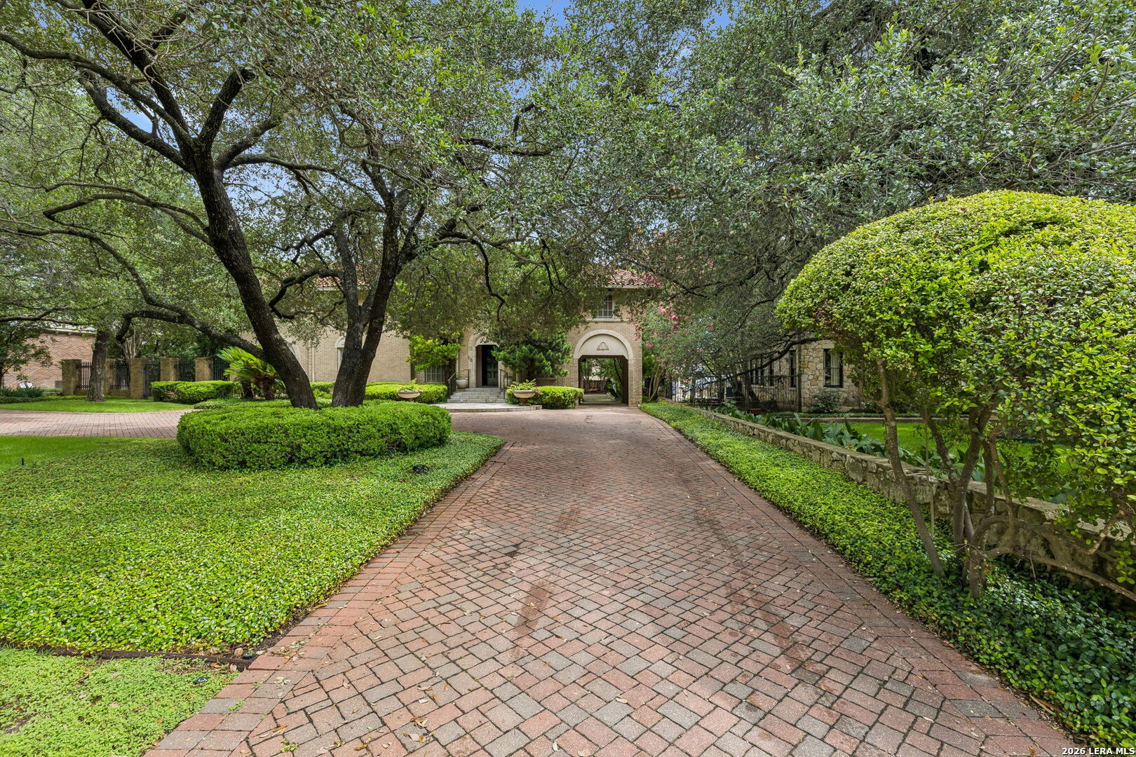 110 Geneseo Road Terrell Hills TX 78209