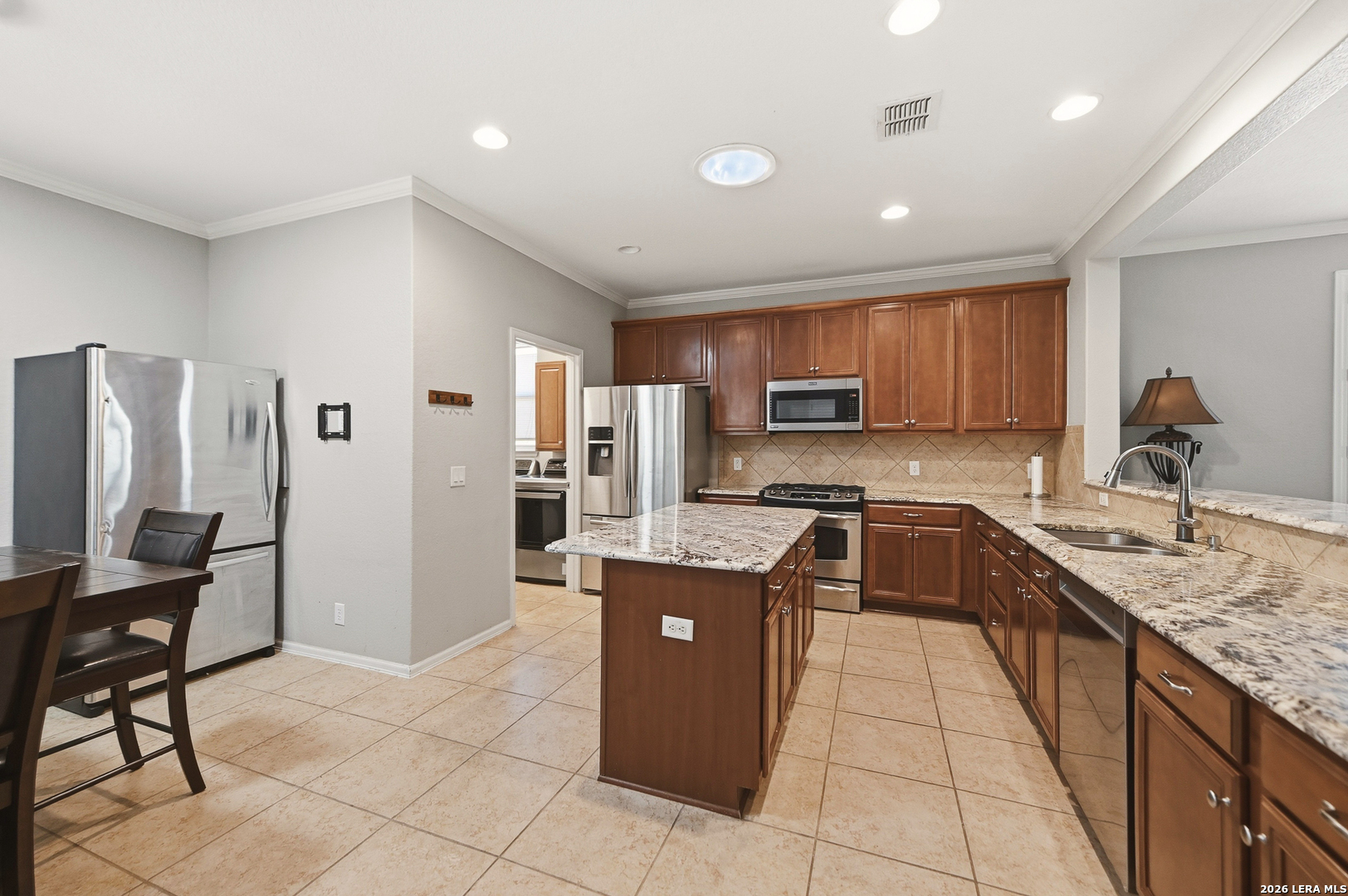 4554 Fort Boggy San Antonio TX 78253
