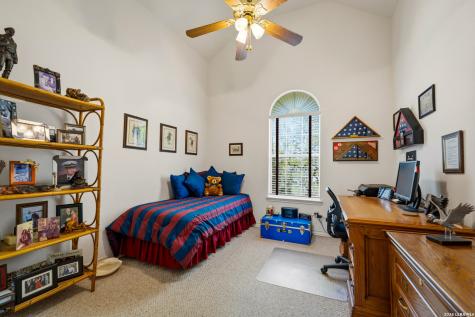 230 Shamrock Floresville TX 78114