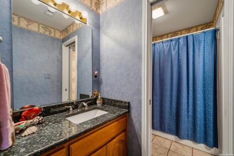 230 Shamrock Floresville TX 78114
