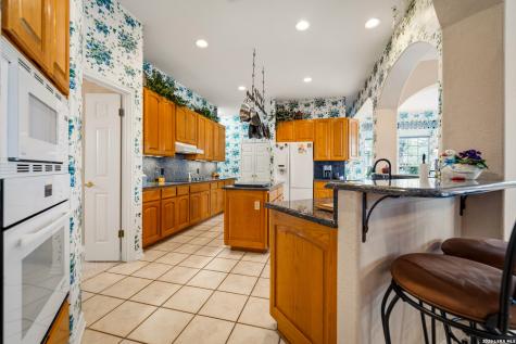 230 Shamrock Floresville TX 78114