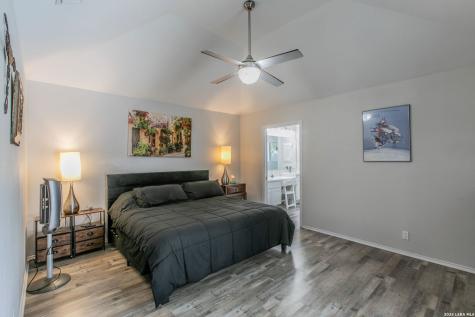 3010 View Oak San Antonio TX 78232