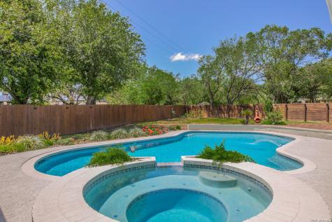 3010 View Oak San Antonio TX 78232