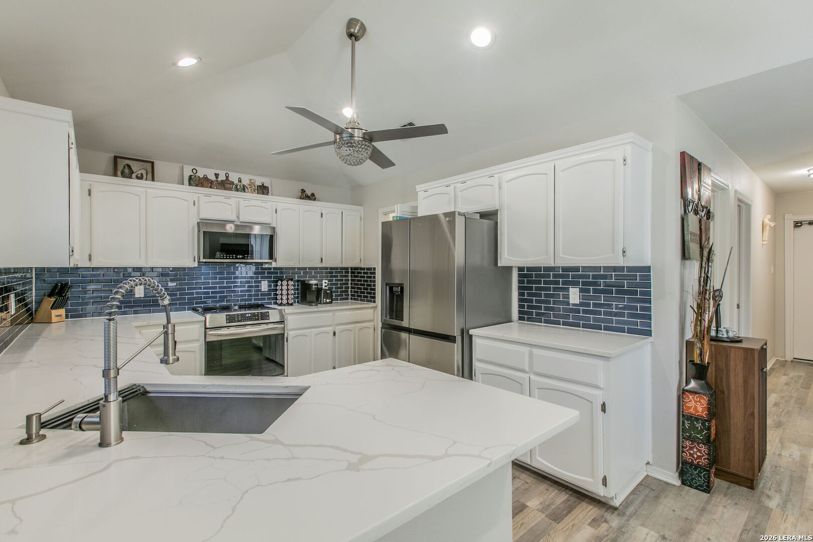 3010 View Oak San Antonio TX 78232