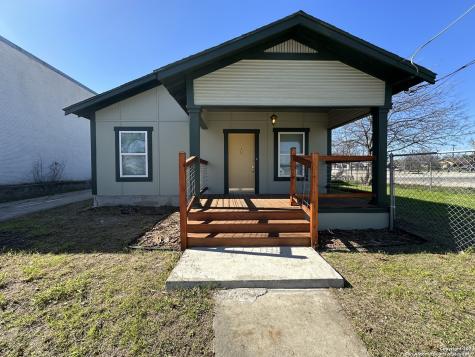 109 Dullye Avenue San Antonio TX 78204