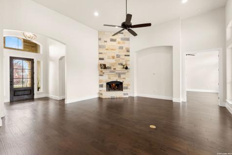1217 Paladin Trail Spring Branch TX 78070