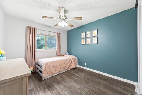 13354 Greenstone San Antonio TX 78249