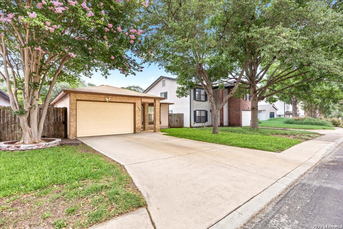 13354 Greenstone San Antonio TX 78249