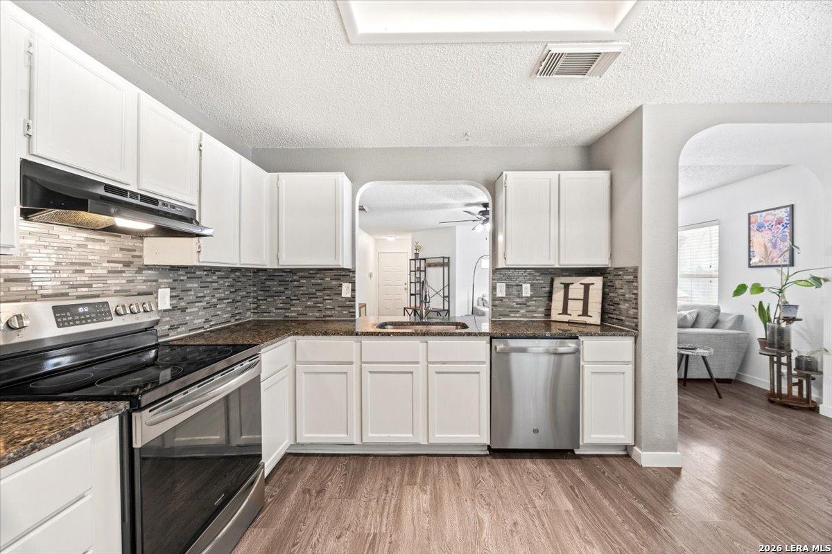 13354 Greenstone San Antonio TX 78249