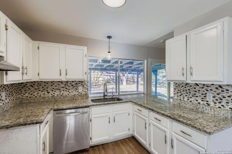 5723 Sky Country San Antonio TX 78247