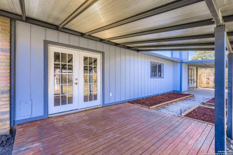 5723 Sky Country San Antonio TX 78247