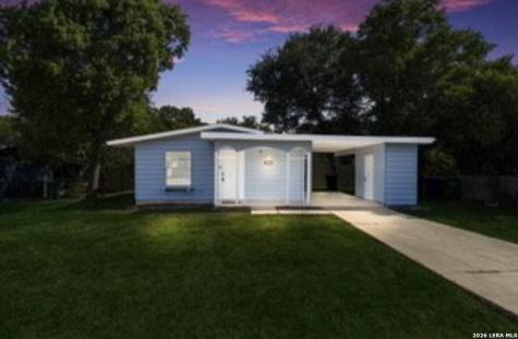 5846 Castle Lake San Antonio TX 78218