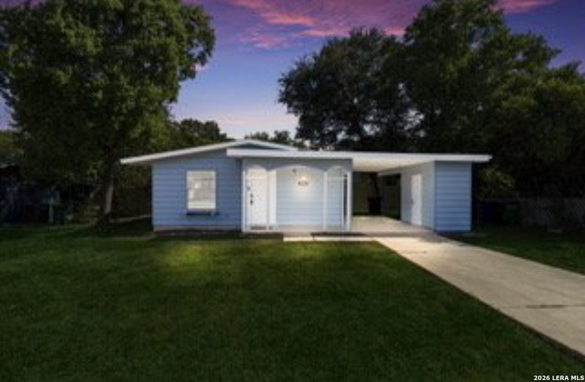 5846 Castle Lake San Antonio TX 78218