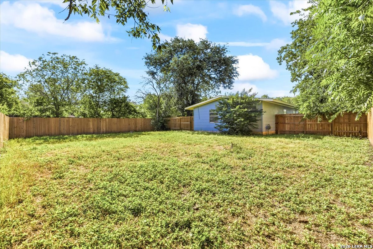 5846 Castle Lake San Antonio TX 78218